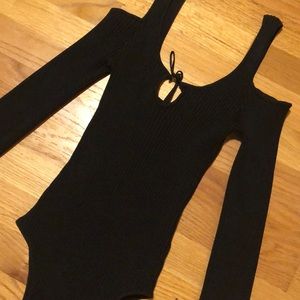 LA hearts bodysuit ribbed with cold shoulder